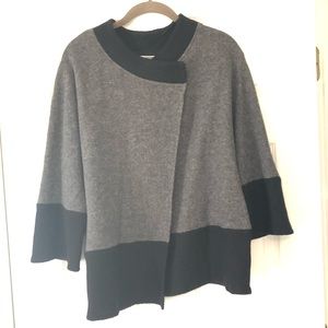 EUC JM Collection Black & Gray Wool Snap Sweater